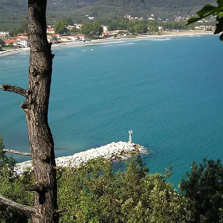 Golden * Chrysi Ammoudia